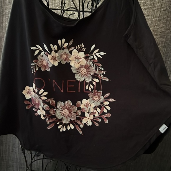 O’Neill Tank Top - size XL - Picture 6 of 6